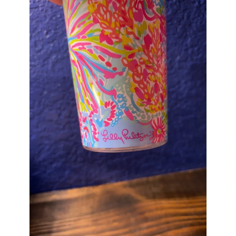 Lilly Pulitzer Coral Me Crazy Tumbler Cup w/ Lid & Straw 24 oz BPA Free